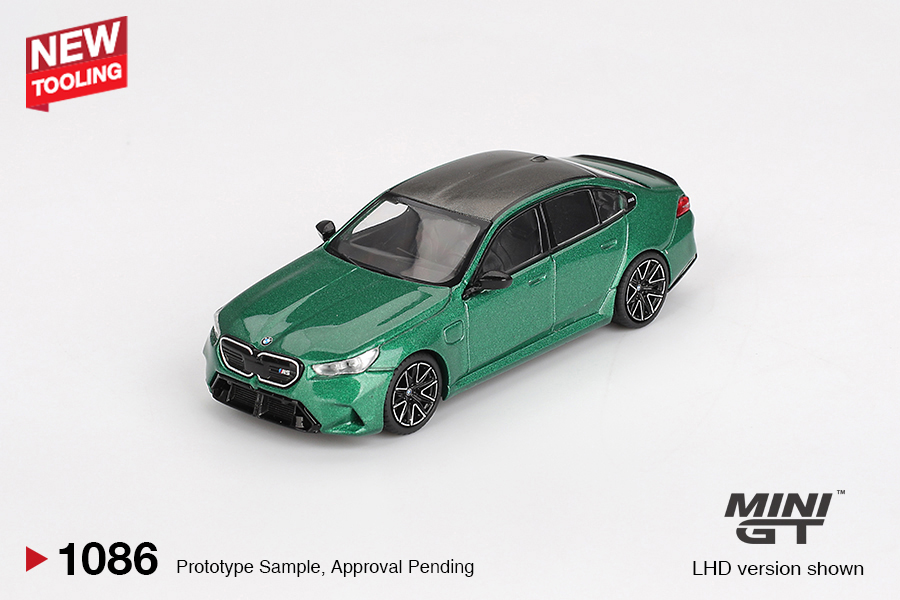 MINI GT BMW M5 G90 Isle of Man Green Metallic