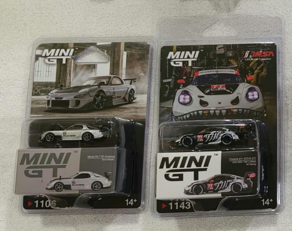 MINI GT Combo — Mazda RX-7 RE-Amemiya + Porsche 911 GT3 R #77