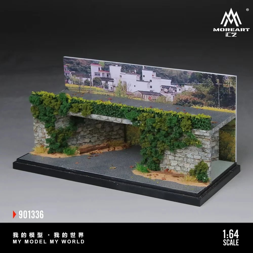MoreArt Rural Bridge Scene Diorama & Garage | MoreArt 1:64 Diorama photo 3