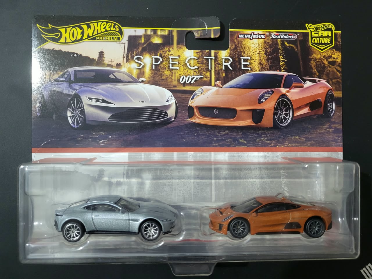 Hot Wheels Hot Wheels Premium Car Culture James Bond Spectre 007 2-Pack – Aston Martin DB10 & Jaguar C-X75 1:64
