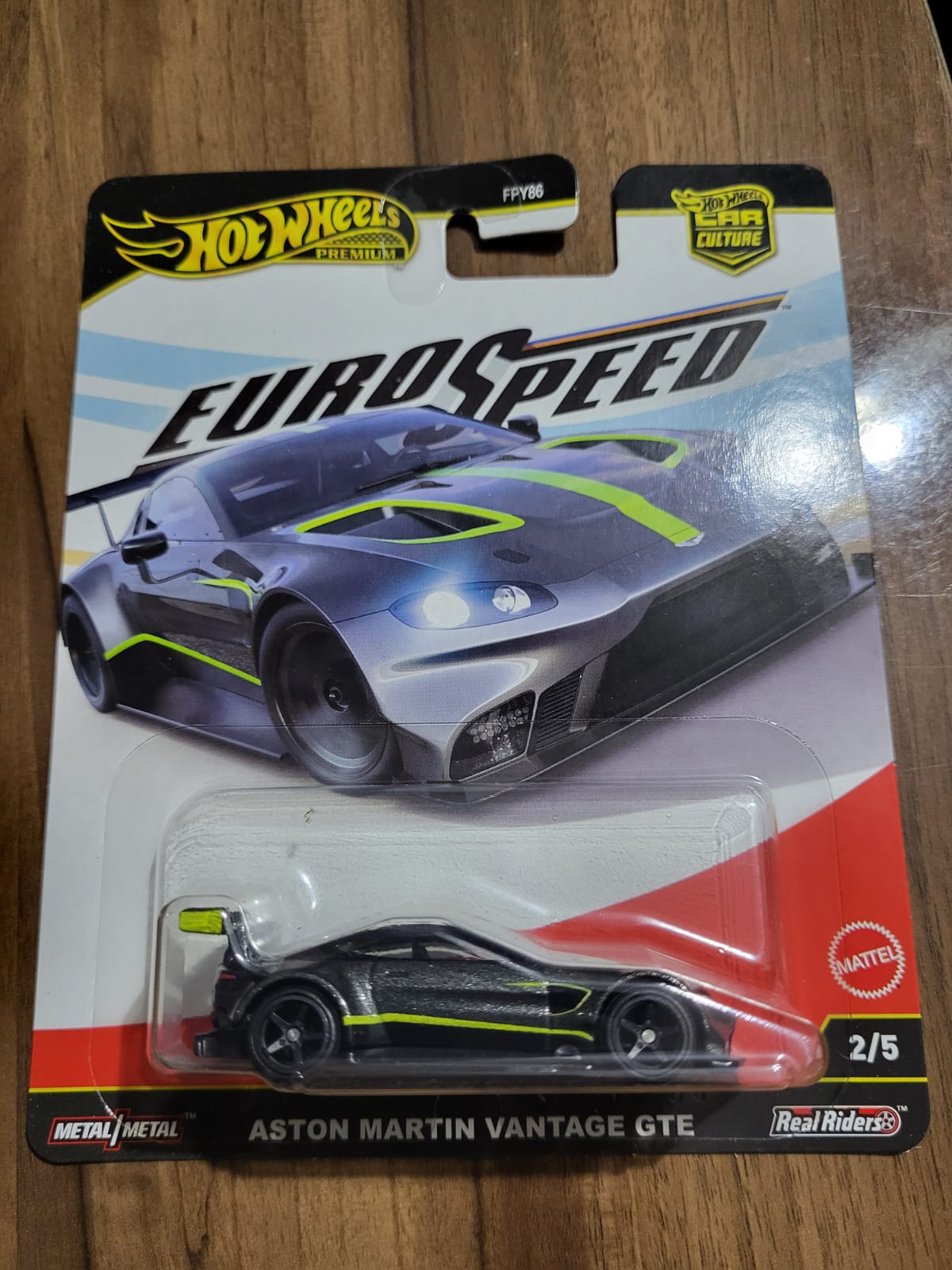 Hot Wheels Aston Martin Vantage GTE