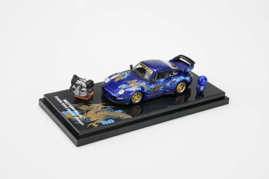 MotorHelix Porsche 911 (993) RWB "Royal Ocean" photo 3