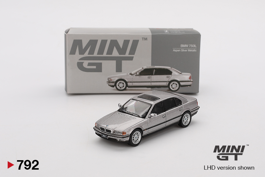 MINI GT BMW 750iL Aspen Silver Metallic